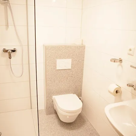 Gaestezimmer Fruehwirth 3* Teesdorf