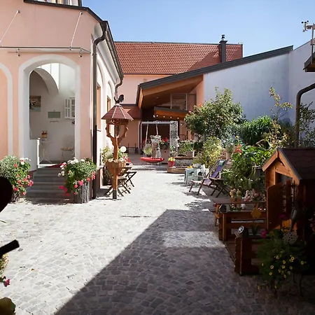 Gaestezimmer Fruehwirth Nocleg ze śniadaniem 3*